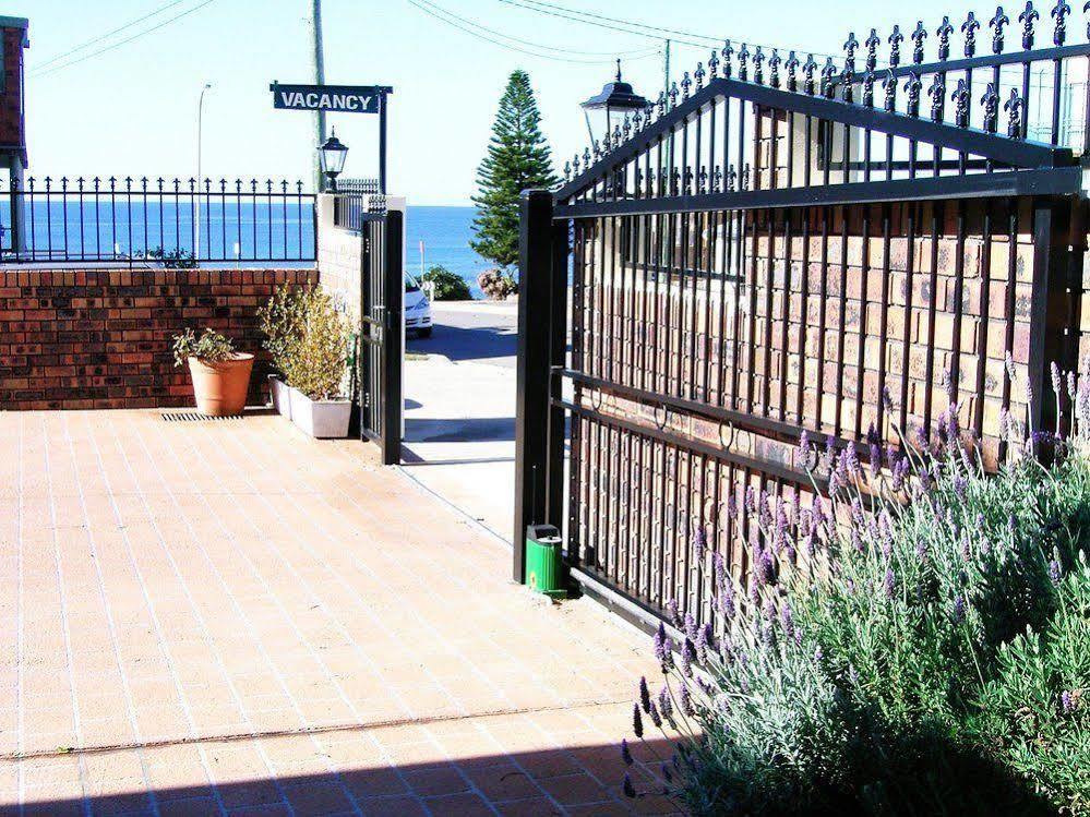 Lavender House Bed & Breakfast Entrance Exterior foto